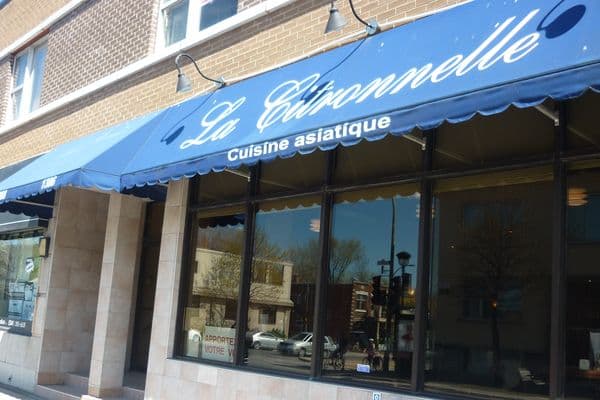La devanture du restaurant La Citronnelle sur la rue Fleury Est : auvent bleu marqué « La Citronnelle — Cuisine asiatique »